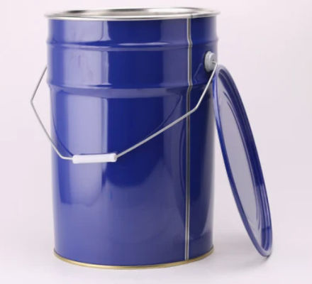 Verpackung von Metallbehältern für flüssiges oder festes gefährliches Material