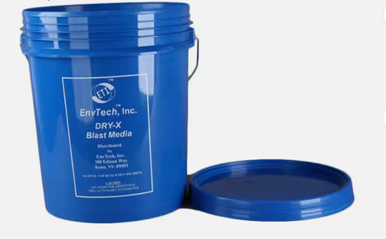 5 Liter Farbe aus Kunststoff mit einfachem Deckel